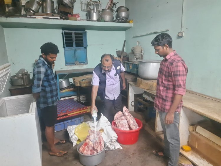 செயற்கை வண்ணம் பூசப்பட்ட இறைச்சி பறிமுதல் செய்யப்பட்டு அழிப்பு